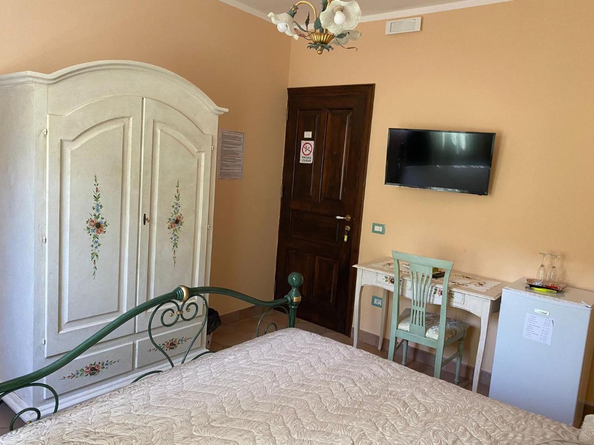 Villa Russo Caltanissetta Bagian luar foto