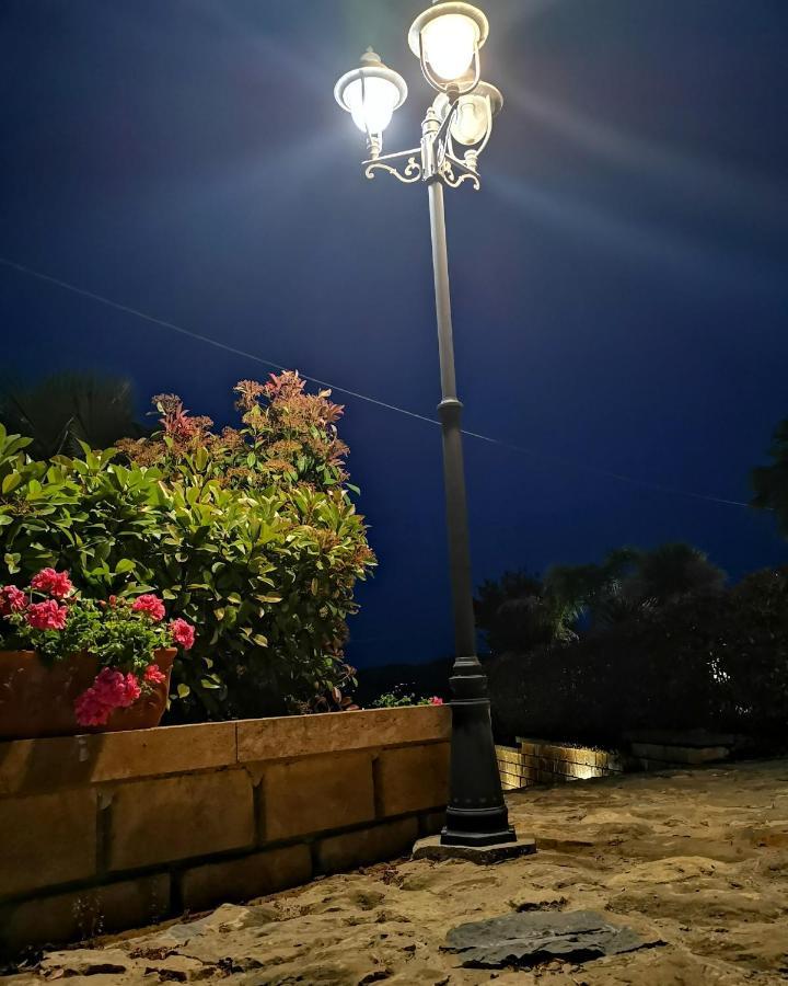 Villa Russo Caltanissetta Bagian luar foto
