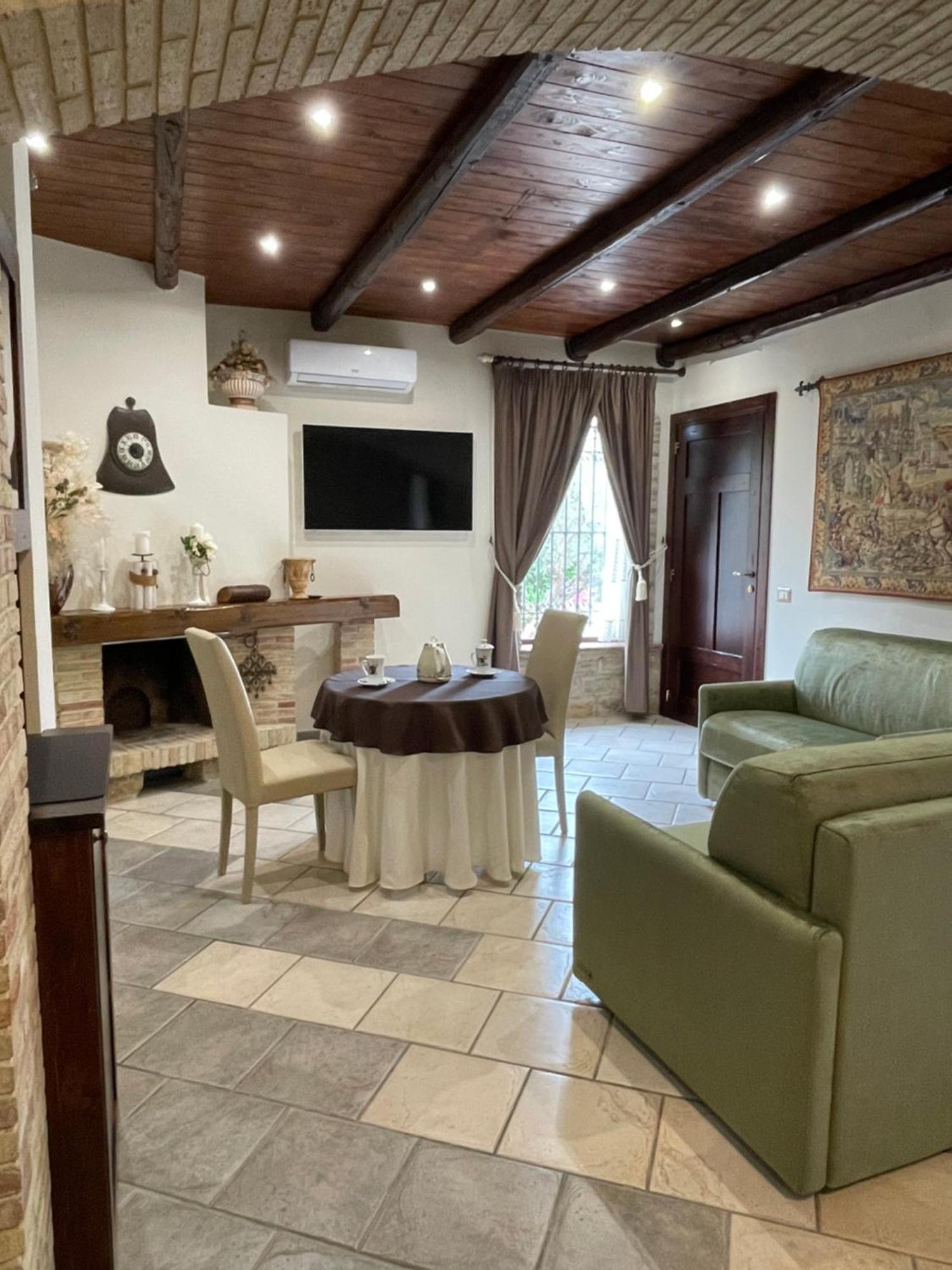 Villa Russo Caltanissetta Bagian luar foto