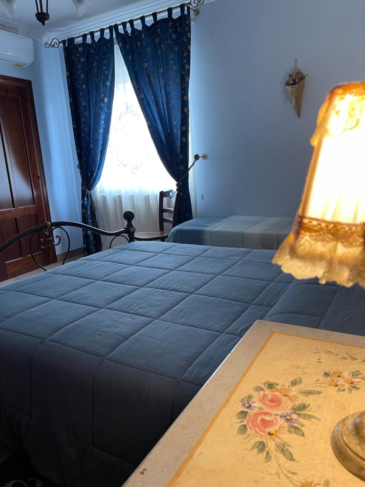 Villa Russo Caltanissetta Bagian luar foto