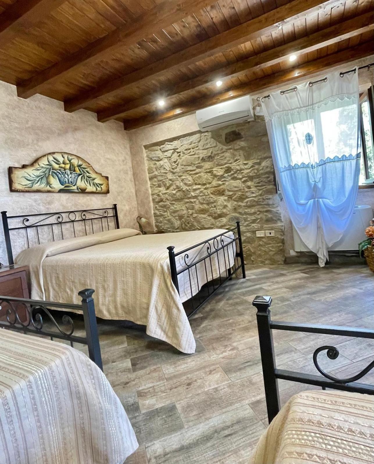 Villa Russo Caltanissetta Bagian luar foto