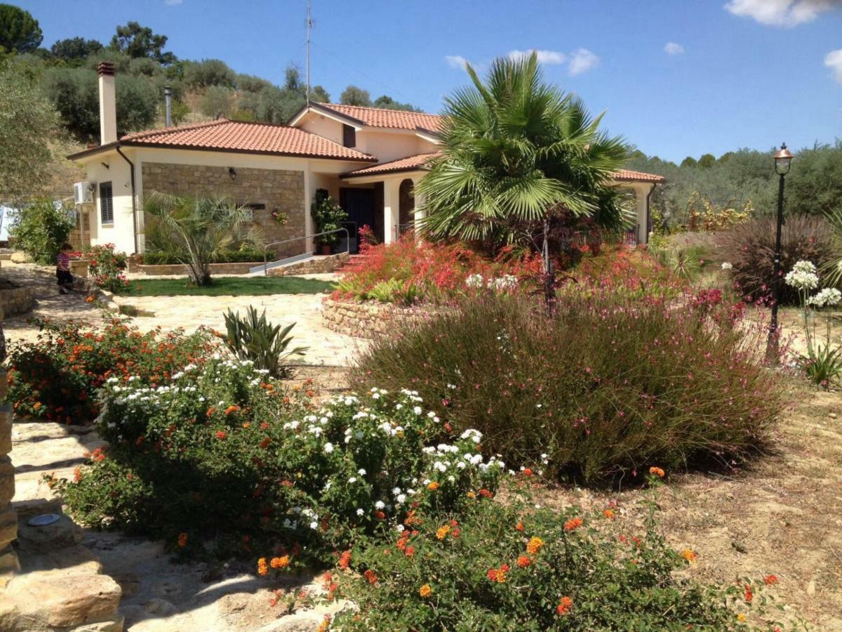 Villa Russo Caltanissetta Bagian luar foto